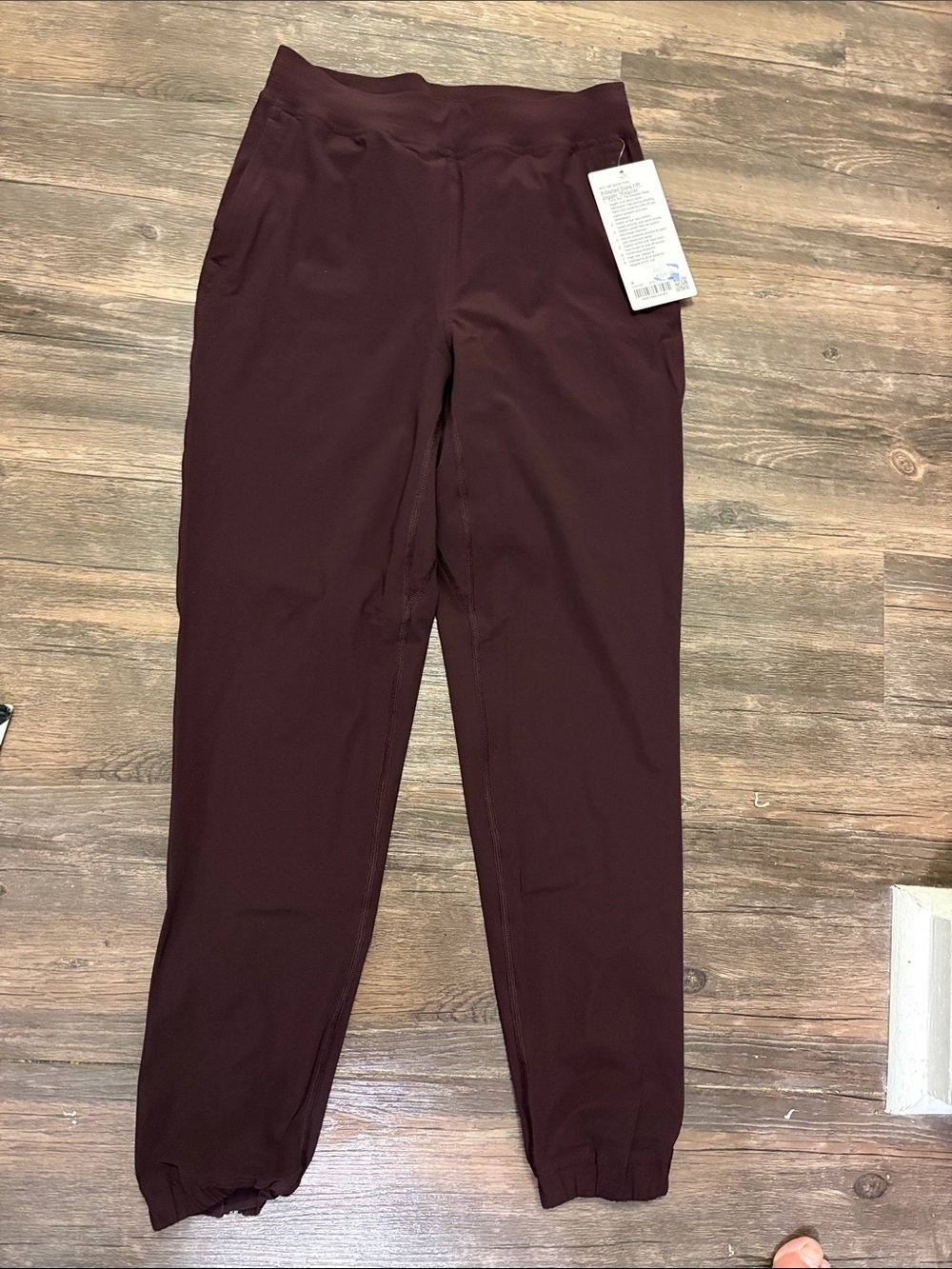 Lululemon adaptive joggers nwt